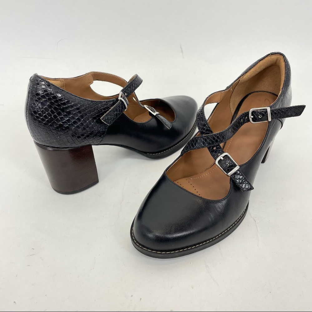Clarks Block Heeled Shoes Size 8 1/2